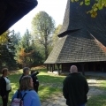 Wycieczka w Beskid Sądecki - zwiedzanie zabytkowego, drewnianego kościółka